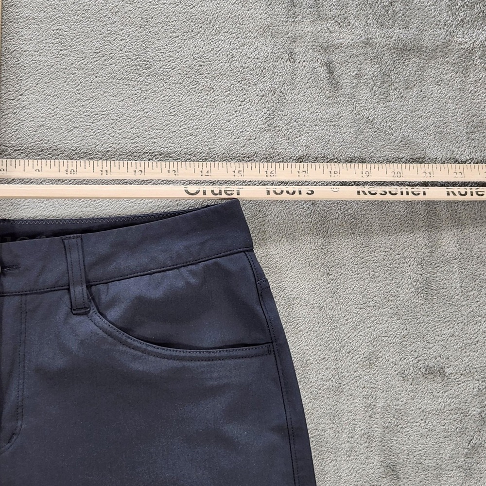 Vuori Pants Mens 30x32 Gray Slim Fit Performance Tech Chino Travel Casual Wear - Picture 12 of 16